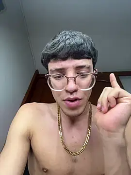 ArthurDaviess webcam