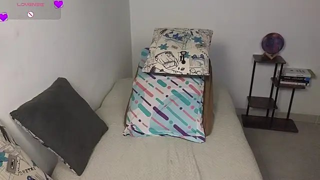 blue__moon_ - Blue__moon_'s free webcam - UK Sex Cams