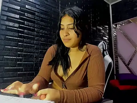 Angelasex67 - Live Cam