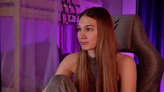 sweet_emilya - Sweet_Emilya's free webcam - UK Sex Cams