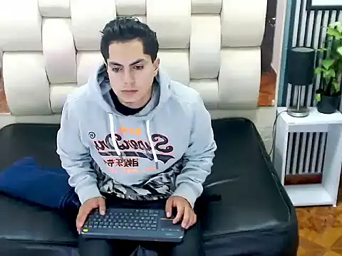 Alex_Wolft live sex cam