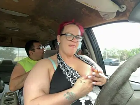 cloudy-couple webcam