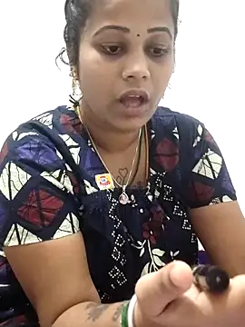 sweetqueen143 webcam