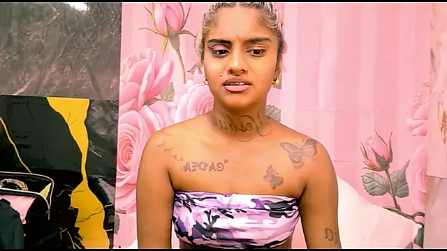 indian_barbie webcam