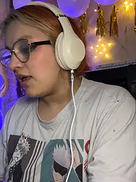 Sophia_Weest99 webcam