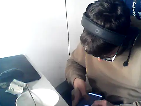 DesertedMonoxide webcam