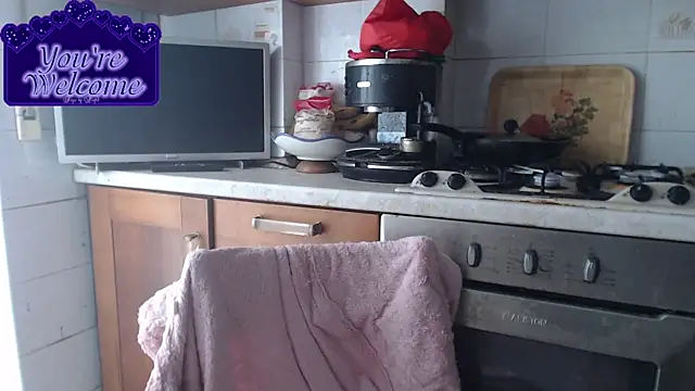 martachatte - Martachatte's free webcam - UK Sex Cams