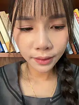 Fire-18 Live Webcam on Stripchat