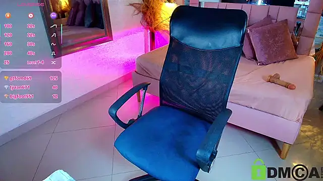 daphne_walton webcam