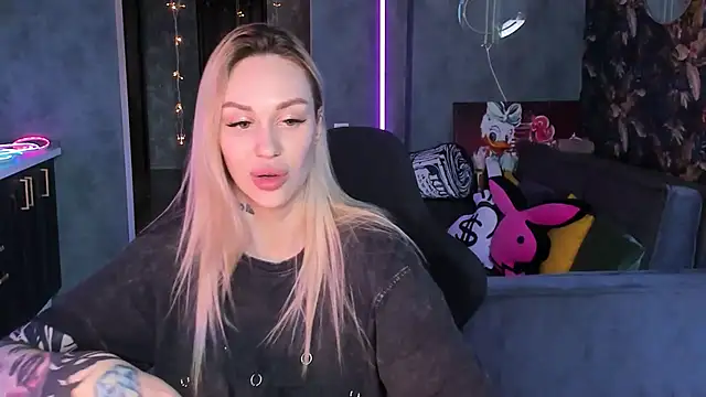 Blckmirrorr live sex cam