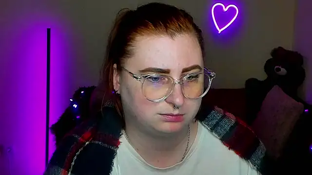 Alicia_love00 webcam