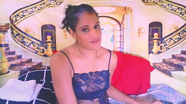 IndianSexcSmyle webcam