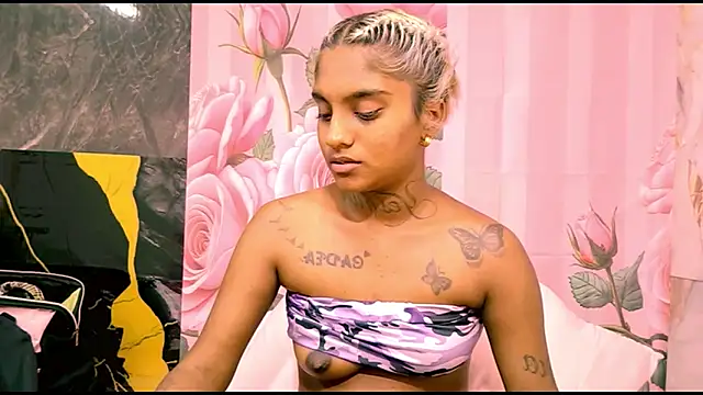 indian_barbie webcam