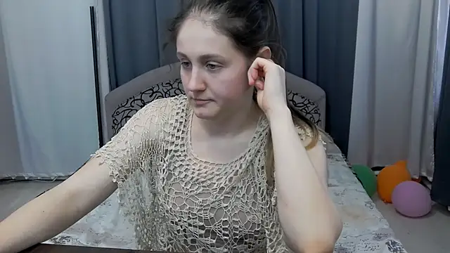 Holliy_Cooper webcam