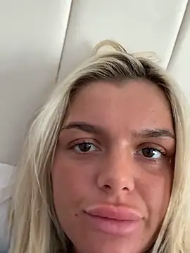 Irish_BarbieMilfx webcam