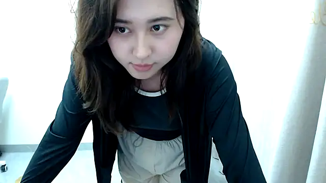 美女Liliya-77在线直播