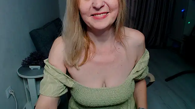 Saule_V live sex cam