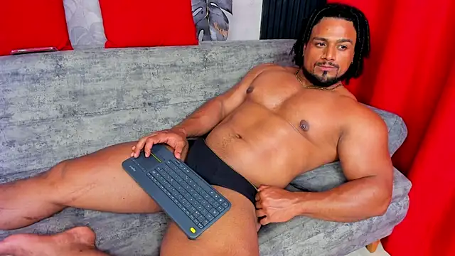 mikeestevess - MikeEstevess's free webcam - UK Sex Cams