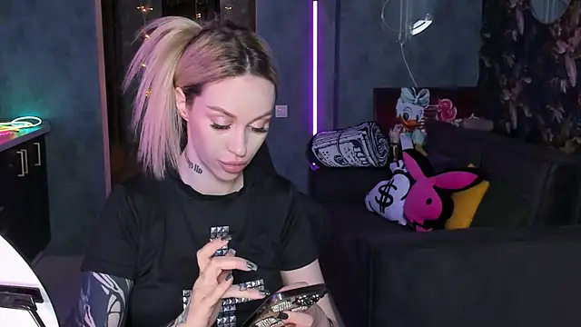 blckmirrorr (F young) - Make MY DAY 🖤💋