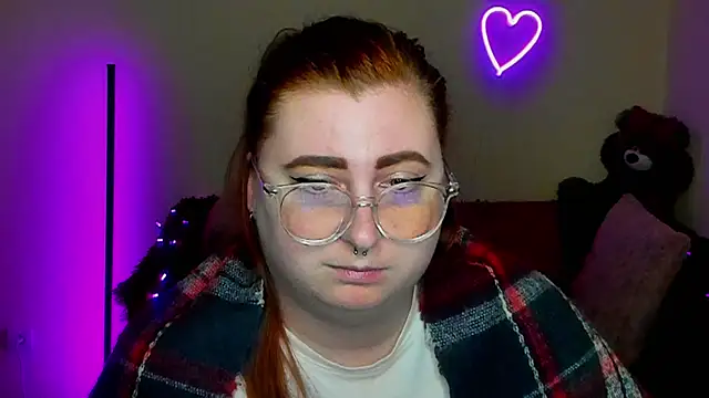 Alicia_love00 webcam