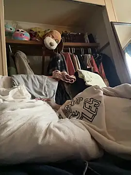 AlexAndriaStrips live sex cam