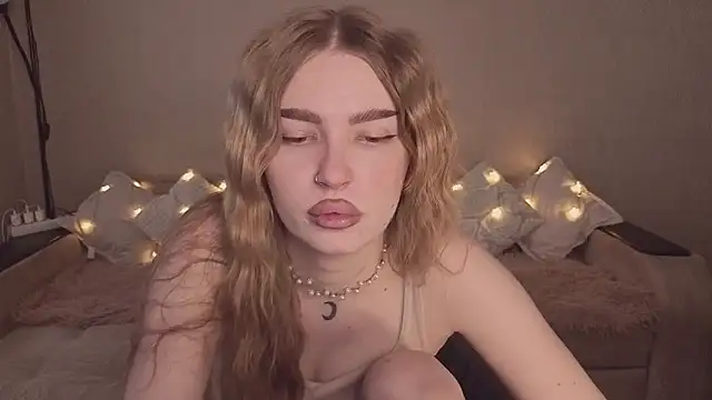 ViolettaLopez webcam