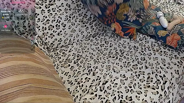 squirtyeleanor - SquirtyEleanor's free webcam - UK Sex Cams