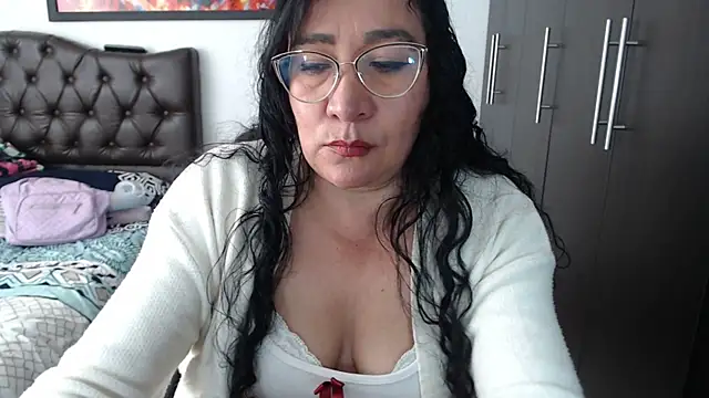 Grace_mature_milf webcam