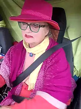 hot-muci - Hot-Muci's free webcam - UK Sex Cams