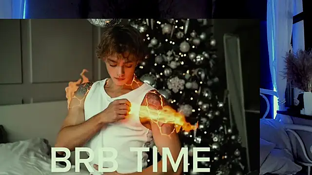 ChaseMuscular webcam