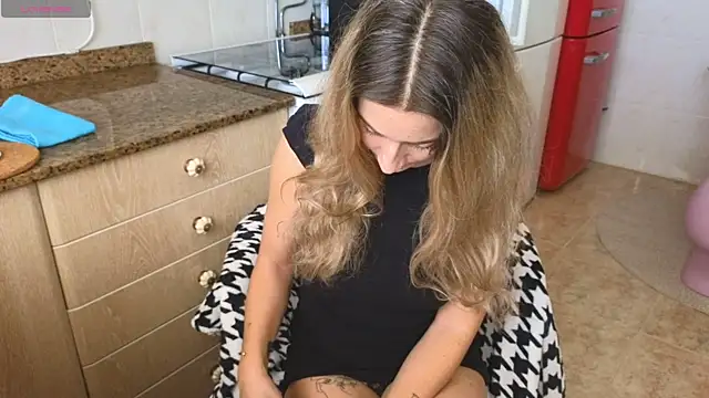 Lunamix live sex cam