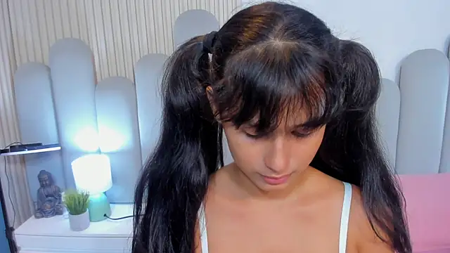 luly_dreams webcam