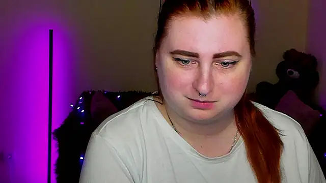 Alicia_love00 webcam