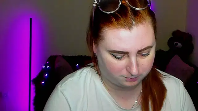 Alicia_love00 webcam