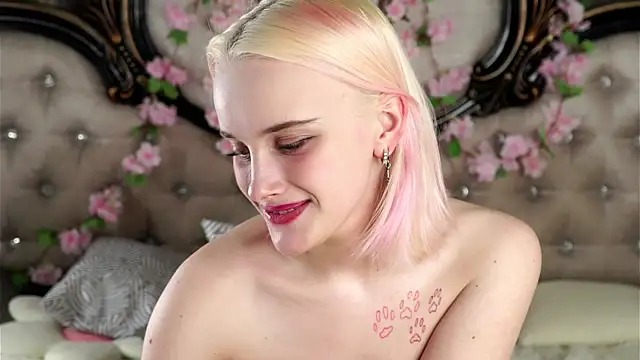 KirstinMcgeady webcam