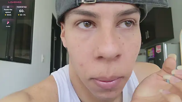 grey___27 - Grey___27's free webcam