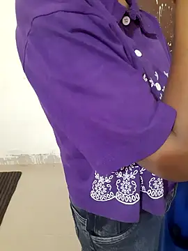 Webcam Model (Navya67)  is live.Free join now!