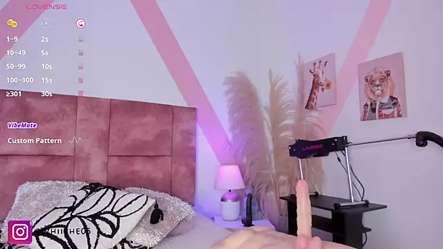 isabella_whiithe webcam