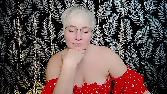 Olivia_playful webcam