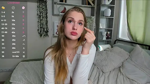 tawnyavanschaick - TawnyaVanschaick's free webcam - UK Sex Cams