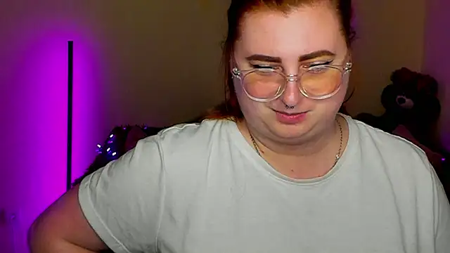 Alicia_love00 webcam