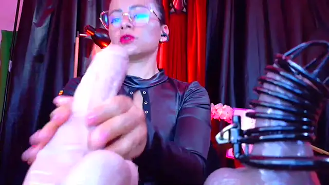 MistressSlut1 webcam