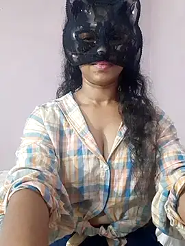 Webcam Model (Chathuni)  is live.Free join now!