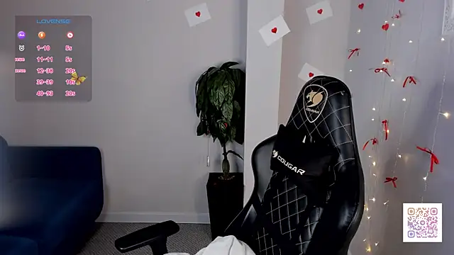 CharlotteMitchell webcam