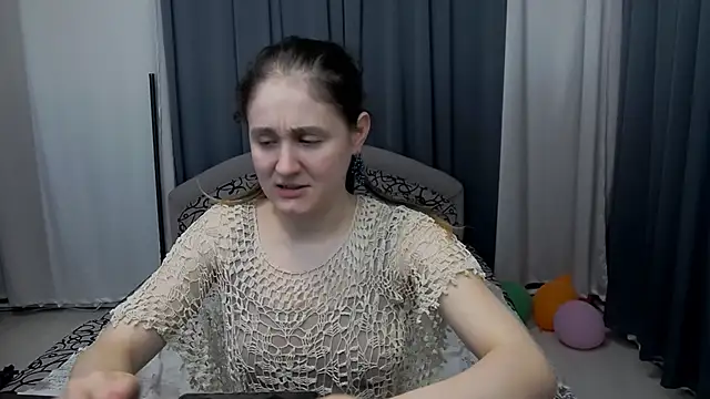 Holliy_Cooper webcam