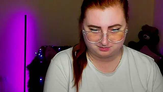 Alicia_love00 webcam