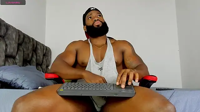 james_musclebbc webcam