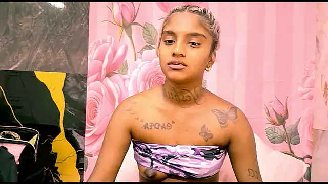 indian_barbie webcam