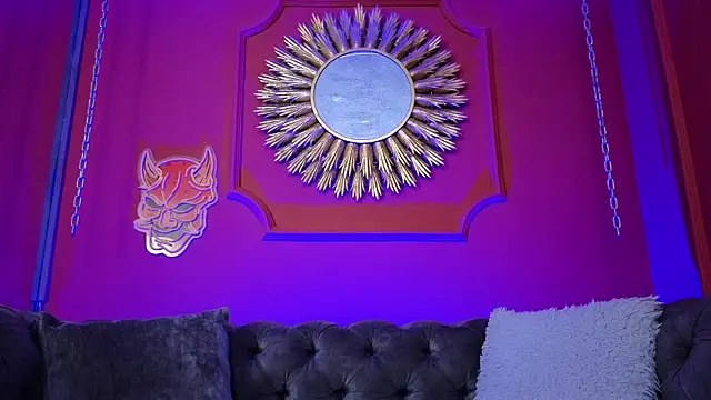 Julieta_Russell webcam