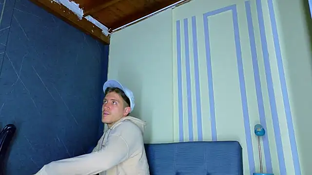 alannferrer (M young) - Lets play with my nipples and feet